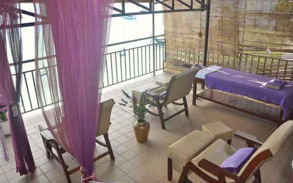 Lombok Real Estate - Beachfront Hotel in Gili Trawanggan for sale by Owner (no agent) / GiliT Resort - Indonesia - Image# 6